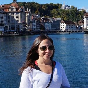 Meet your Posher, Ali